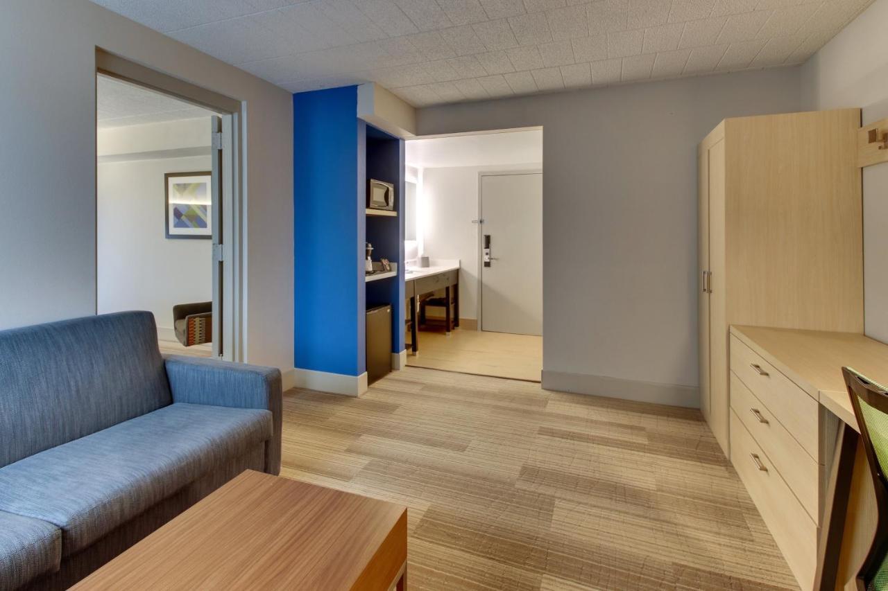 Holiday Inn Express Pittston - Scranton Airport By Ihg Exteriér fotografie